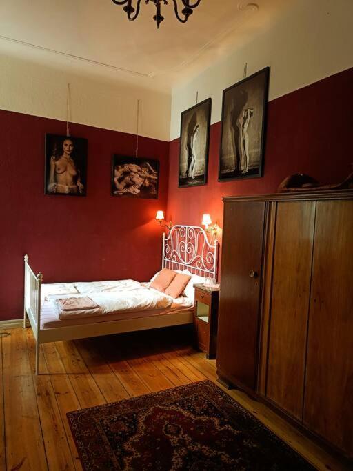 Schoeneberg Holiday Flat & Art Gallery Berlin Exterior photo